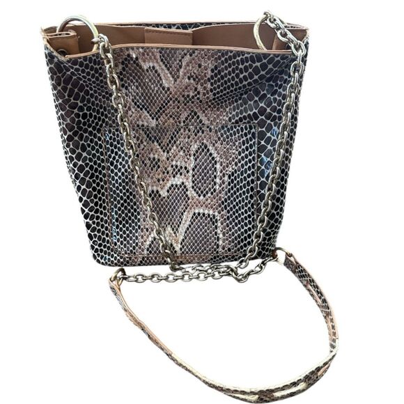 Sondra Roberts Faux Snake Skin Bag in GUC - Picture 1 of 4
